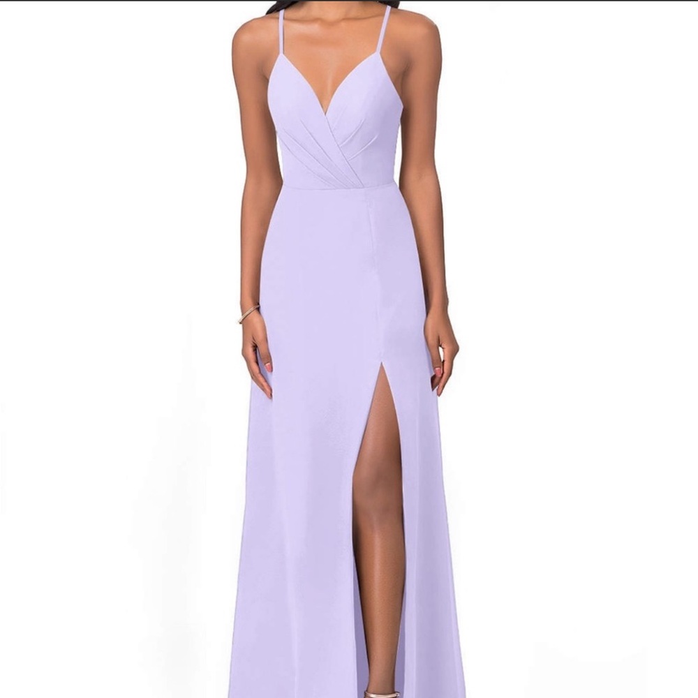 Worn once to a wedding! No stains, perfect condition
